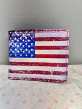 Load image into Gallery viewer, Mens Wallet - American Flag
