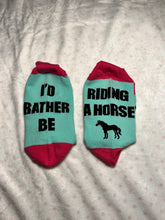 Load image into Gallery viewer, Socks - Horse 6
