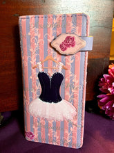 Load image into Gallery viewer, Large Women's Wallet - Ballerina
