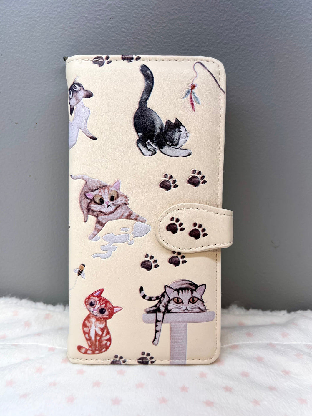 Large Women's Wallet - Playful Cats Cream