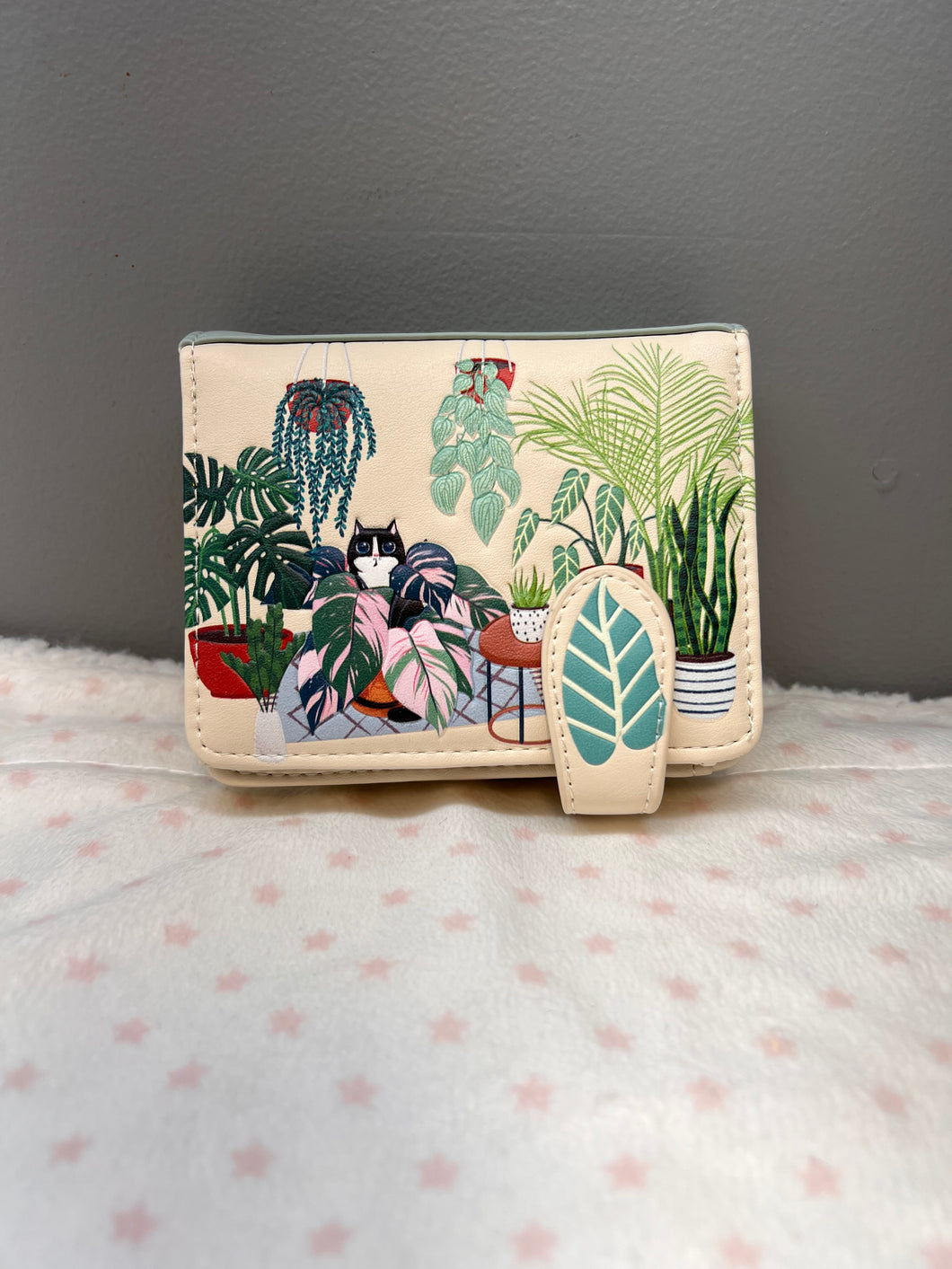 Small Women’s Wallet - Cats Plant Life Cream