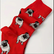 Load image into Gallery viewer, Socks - Pugs Red
