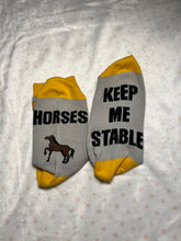 Load image into Gallery viewer, Socks - Horse 4

