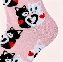 Load image into Gallery viewer, Socks - Cat Love
