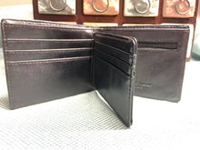 Load image into Gallery viewer, Mens Wallet - Skull
