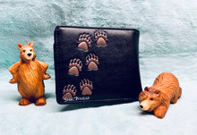 Load image into Gallery viewer, Mens Wallet - Bear Paw
